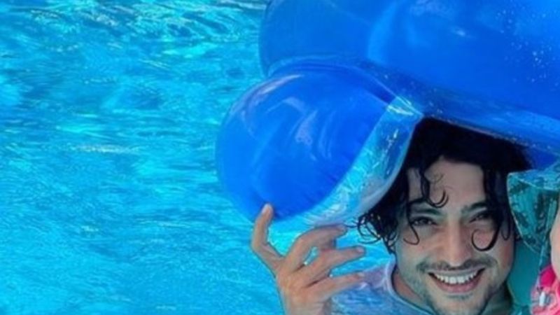 Taner Ölmez’in aile pozu