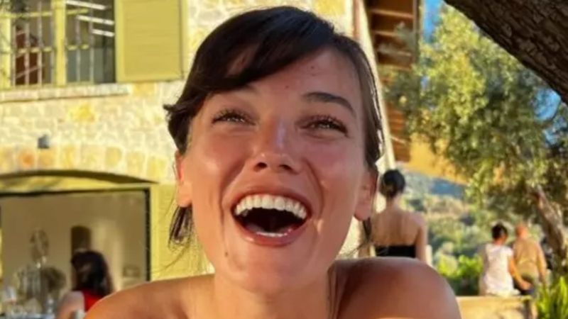 Pınar Deniz'e görümcesi jest yaptı