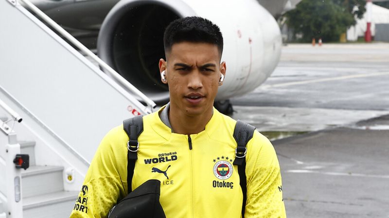 Fenerbahçe'de kale İrfan Can Eğribayat'a emanet