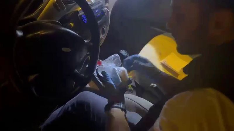 Hatay'da vites kutusundan uyuşturucu çıktı