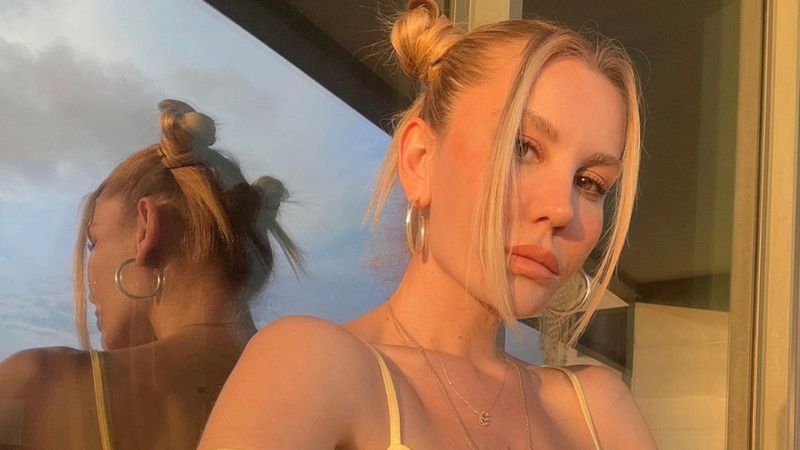 Esra Erol'un kardeşi Eda Erol fiziğiyle mest etti! İddialı yaz pozları...