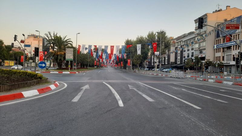 İstanbul'da 30 Ağustos kutlamaları: Trafiğe kapatılan yollar