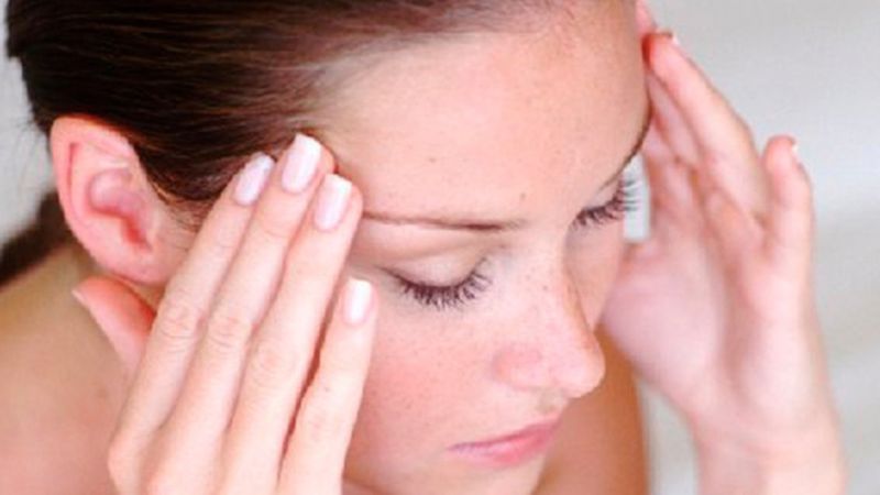 Asıl tehlike tek taraflı baş ağrısı çıktı! Sebebi üzebilir...