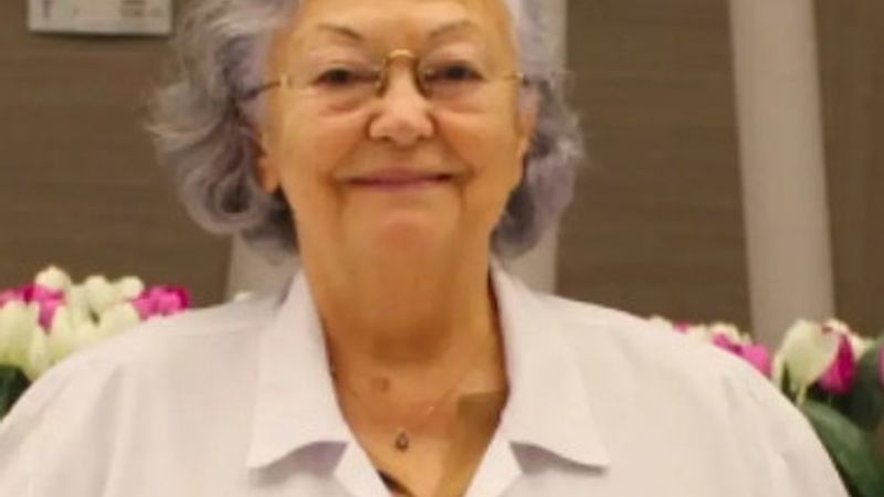 Ünlü psikolog ve yazar Güler Mocan'ın kaleme aldığı Bir Psikiyatrist Anlatıyor kitabında dersler