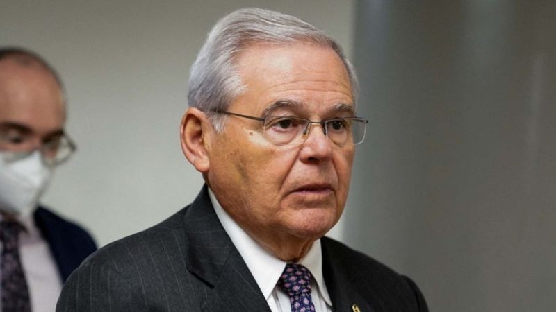 ABD basınından rüşvetle suçlanan Bob Menendez'e: Utanmaz