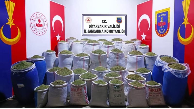 Diyarbakır'da PKK'nın finans ağına darbe: 1 ton 319 kilo uyuşturucu ele geçirildi
