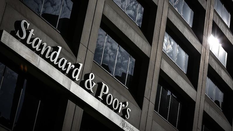 Standard & Poor's, Türkiye'nin kredi notu görünümünü yükseltti