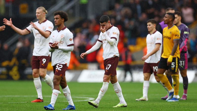 Wolverhampton, Manchester City'nin serisine son verdi