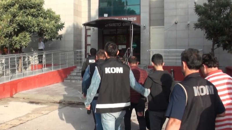 Balıkesir merkezli FETÖ operasyonu: 11 tutuklama