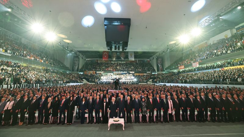 AK Parti'nin MKYK üyeleri belli oldu! İşte 75 kişilik liste...