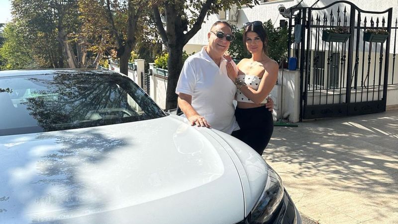 Mehmet Ali Erbil, 40 yaş küçük sevgilisinin isteklerine yetişemiyor