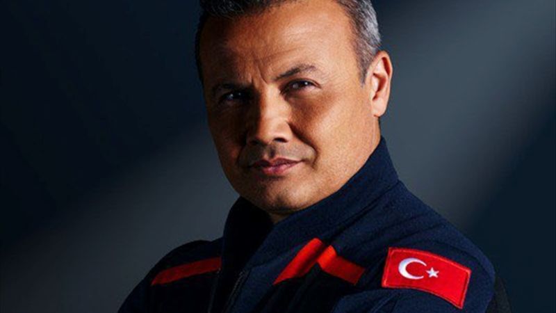 Alper Gezeravcı, Türkiye'nin ilk uzay yolcusu olmaya hazırlanıyor