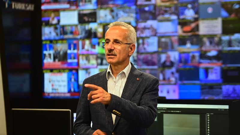 Ankara'da küp uydu çalıştayı! Ulaştırma Bakanlığı yerli Space X'leri arıyor