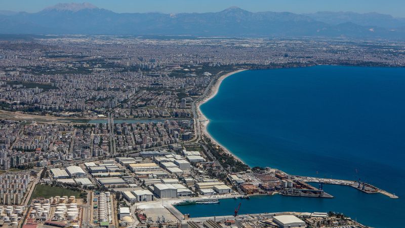 Antalya, yabancılara konut satışında ilk sırada