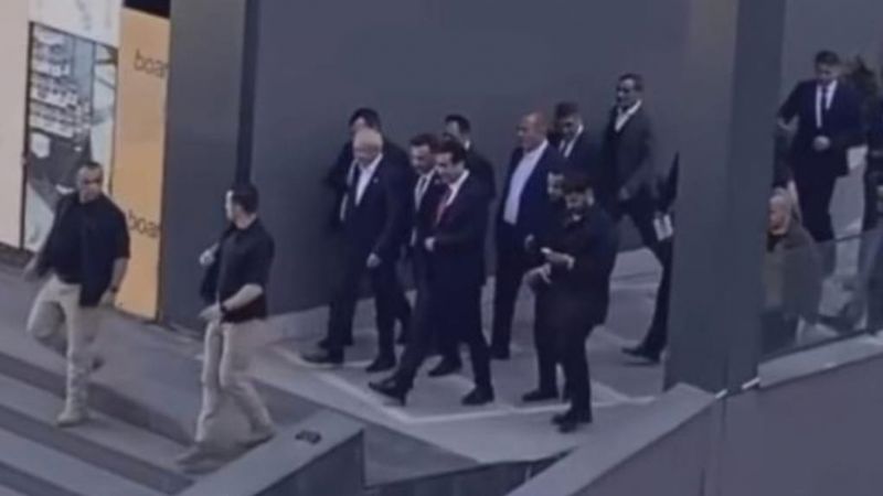 Kemal Kılıçdaroğlu, DEVA'nın istifa etmesi beklenen ilçe başkanları ile görüştü