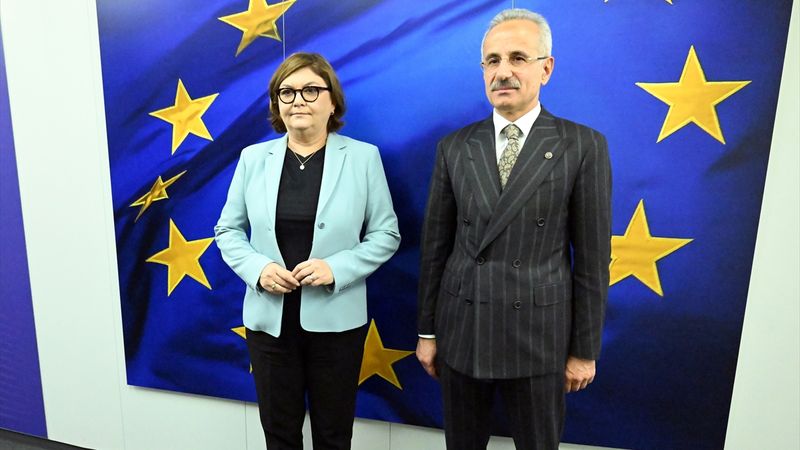 Abdulkadir Uraloğlu Brüksel’de, Küresel Geçit Forumu'na katıldı