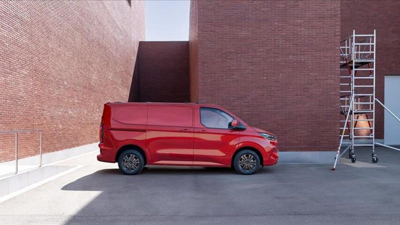 Yeni nesil Ford Transit Custom Türkiye'de satışa çıktı