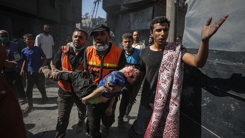 Bombardıman altındaki Gazze'de bilanço ağırlaşıyor