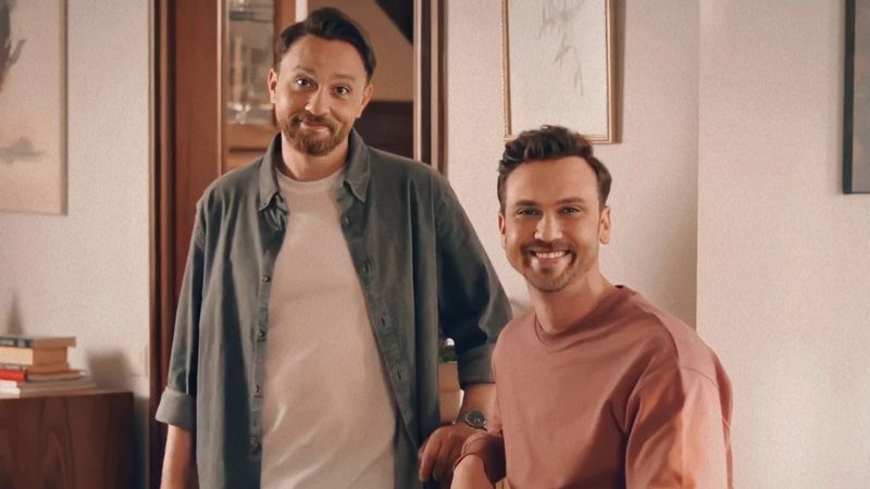 Aras Bulut İynemli'ye yeni filmi öncesi darbe: Ağabeyi uyuşturucudan gözaltına alındı