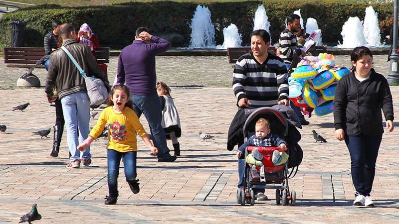 Hafta sonu sıcak hava etkili olacak