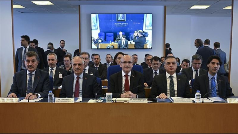 Mehmet Şimşek, deprem vergisi sorusunu yanıtladı: Vergiler nereye harcanıyorsa, onlar da oraya harcandı