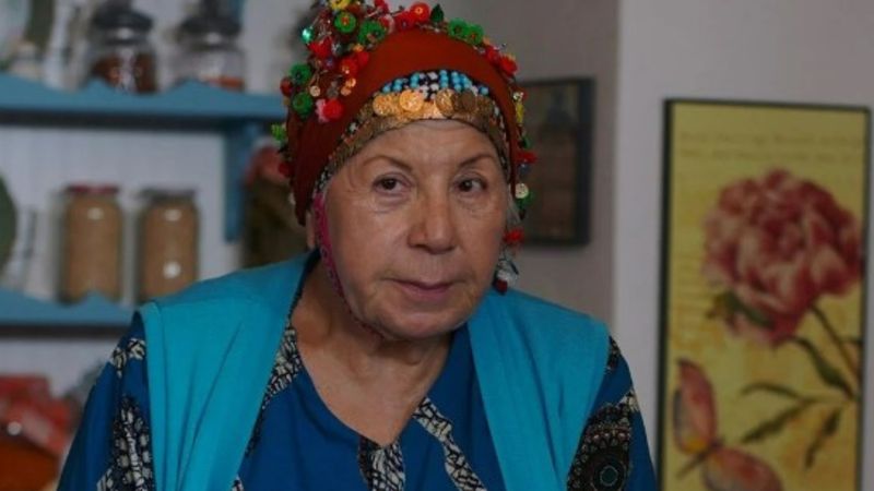 78 yaşındaki oyuncu Zerrin Sümer, 22 yıllık sevgilisiyle evlendi