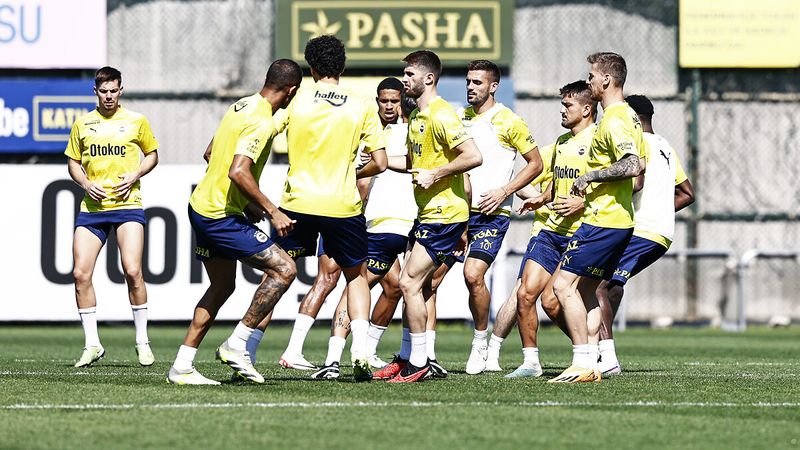 Fenerbahçe'nin Ludogorets maçı kamp kadrosu