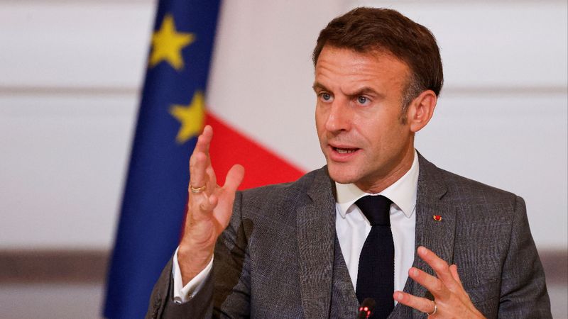 Macron, Gazze'ye saldırılara 'insani ara' verilmesini istedi