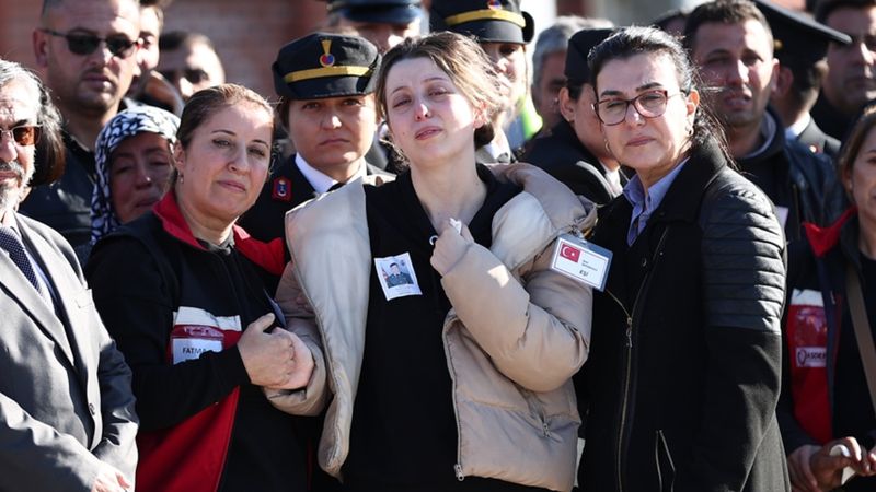 Türkiye şehitlerini uğurluyor: Kahramanlara son veda