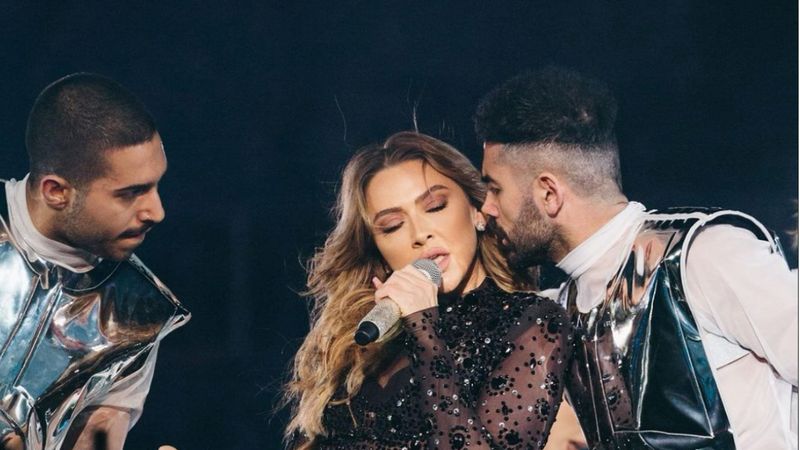 İrem Derici, Hadise ile polemiğe giren Ece Seçkin'e destek verdi