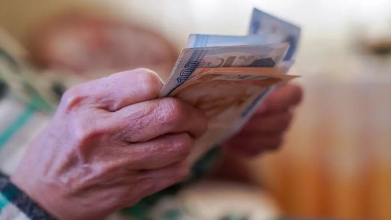 Emekliye 5 bin lira ikramiye Aralık'ta yatar mı? Yılbaşından önce ödenir mi?