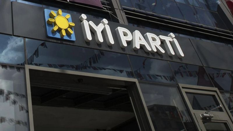 İyi Parti Başkanlık Divanı toplanıyor: Gündem yerel seçimler