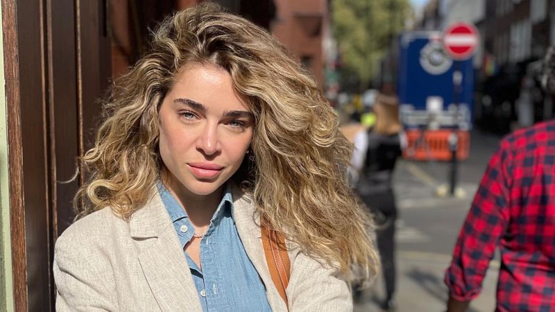 Öykü Çelik'ten sürpriz imaj değişikliği! Saçları koyulttu