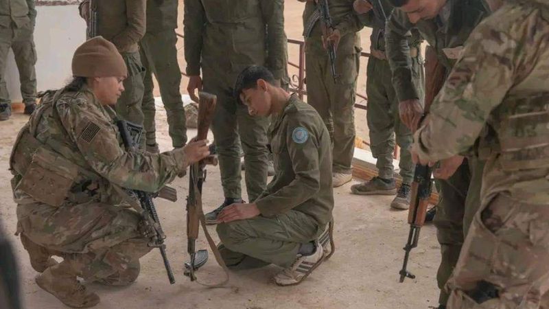 ABD askerleri PKK'lılara silah eğitimi verdi