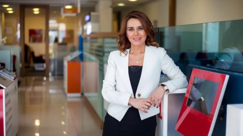 Yeni mesajlar ortaya çıktı! Arda Turan eşine çanta almak için Seçil Erzan'dan para istedi