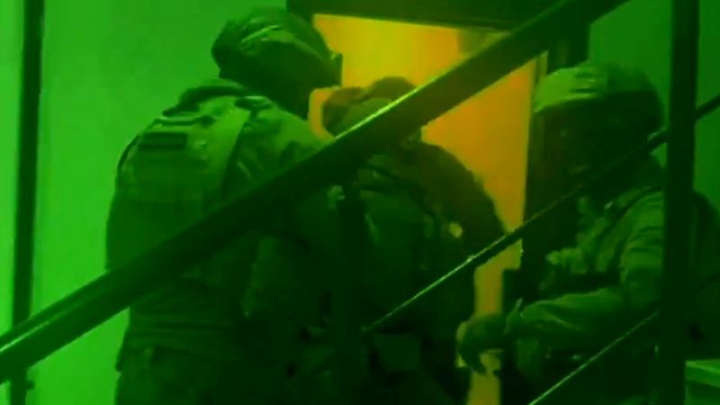 Kafes 28 Operasyonu'nda kırmızı bültenle aranan 56 kişi yakalandı