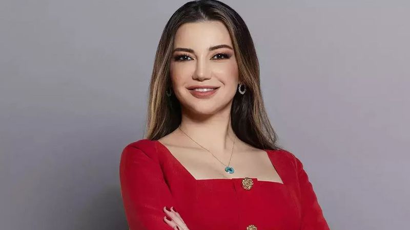 Ünlü psikolog Esra Ezmeci’nin eski hali ortaya çıktı! Ey estetik sen nelere kadirsin…