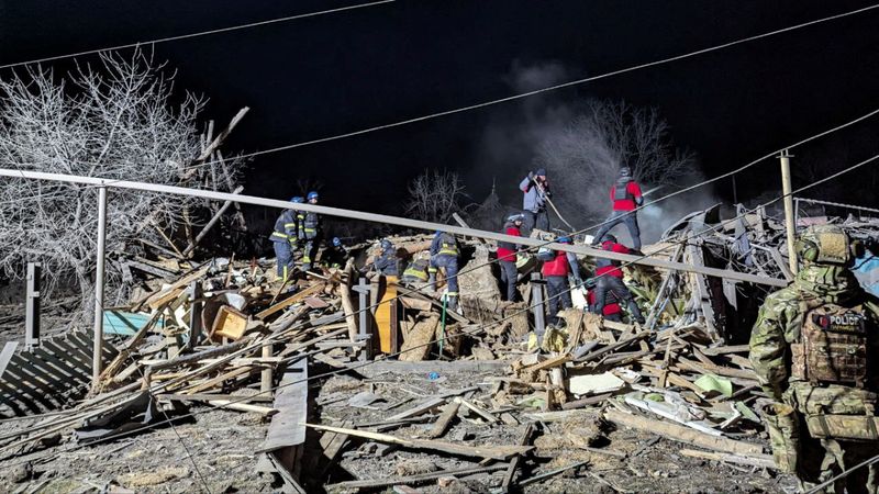 Rusya'dan Ukrayna'ya füze saldırısı: 11 ölü