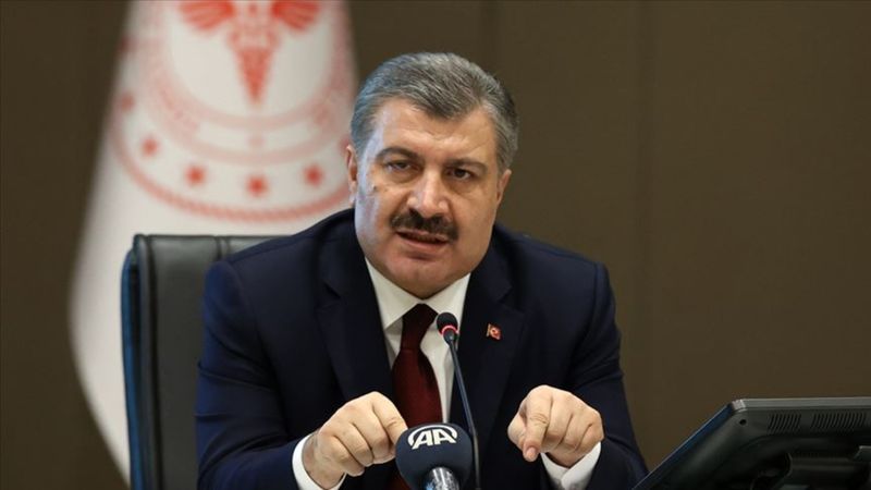 Fahrettin Koca'dan bıçaklanan imama ilişkin açıklama: 'Yarın servise çıkarılacak'