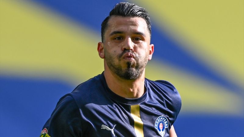 Aytaç Kara durdurulamıyor! Ligin en çok gol atan Türk oyuncusu...