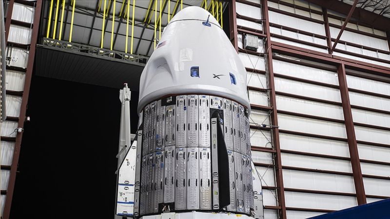 Türkiye'nin ilk astronotu Alper Gezeravcı'yı taşıyacak kapsül Florida'ya ulaştı