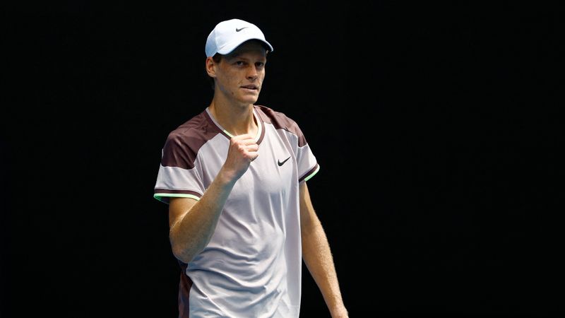 Avustralya Açık'ta Jannik Sinner ve Andrey Rublev turladı