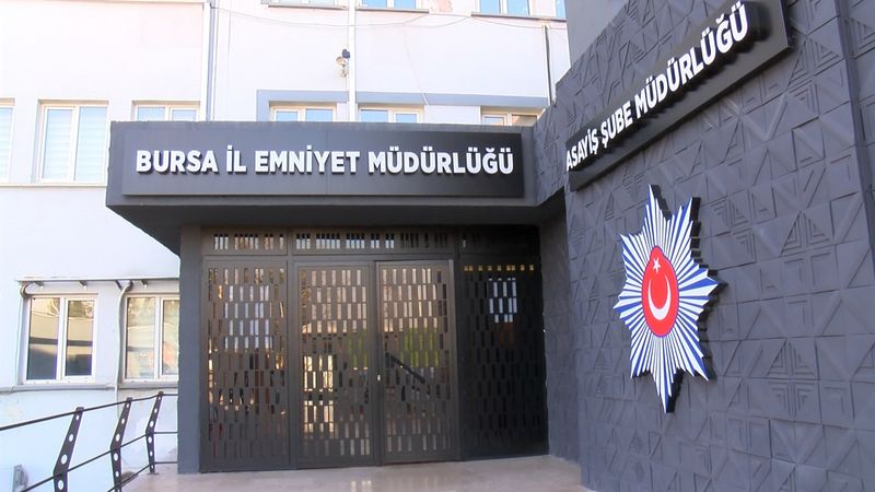 Bursa'da patronun oğlu, çalışanı bıçakladı