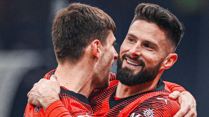 Milan dev maçta Roma'yı devirdi