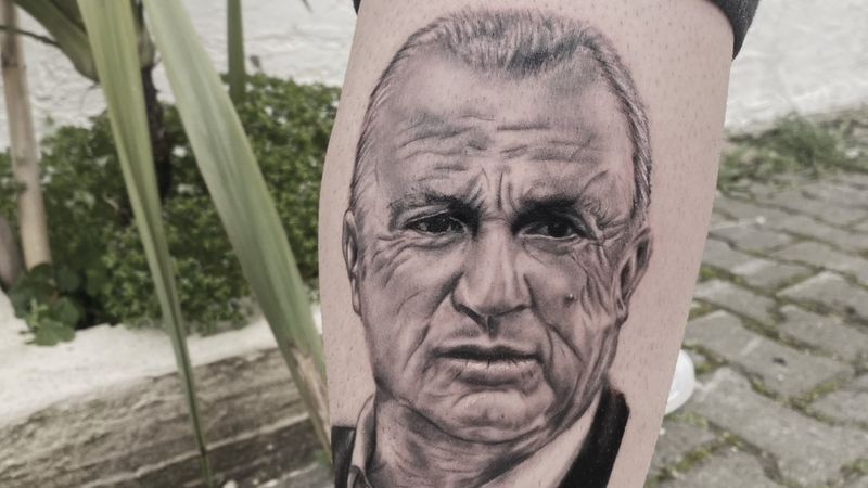 Panathinaikos taraftarı, Fatih Terim'in dövmesini yaptırdı