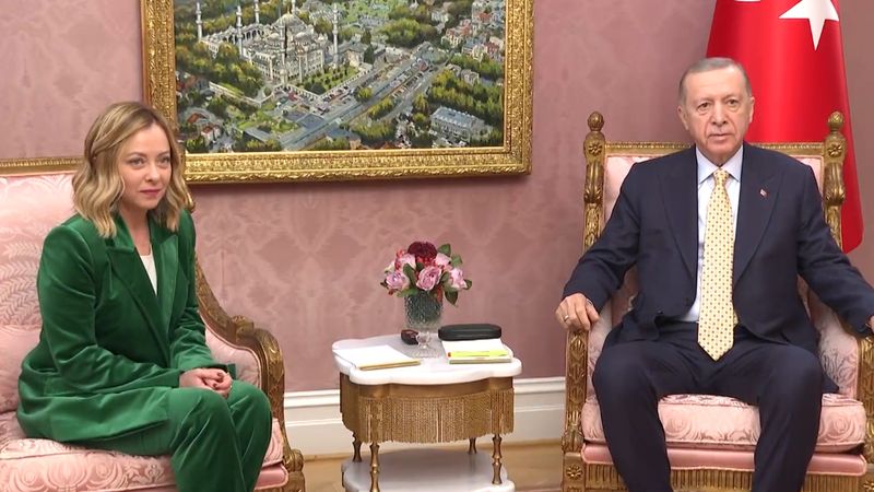 Meloni'nin Türkiye ziyareti İtalyan basınında: Erdoğan'dan yardım istedi