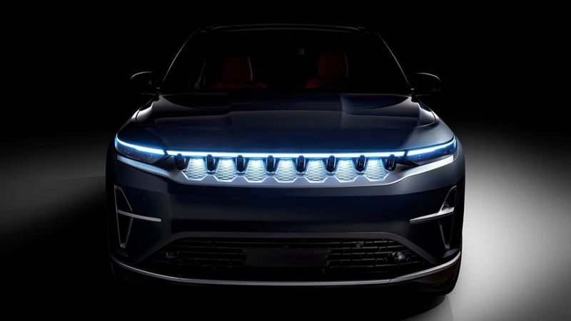 Jeep, yeni elektrikli otomobilinden ilk görüntüyü paylaştı