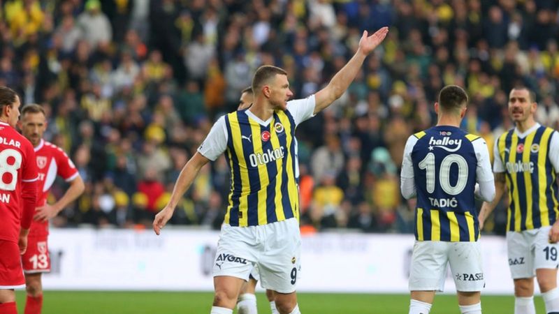 Edin Dzeko kendisini savundu: İsmail Kartal'a tepki göstermedim