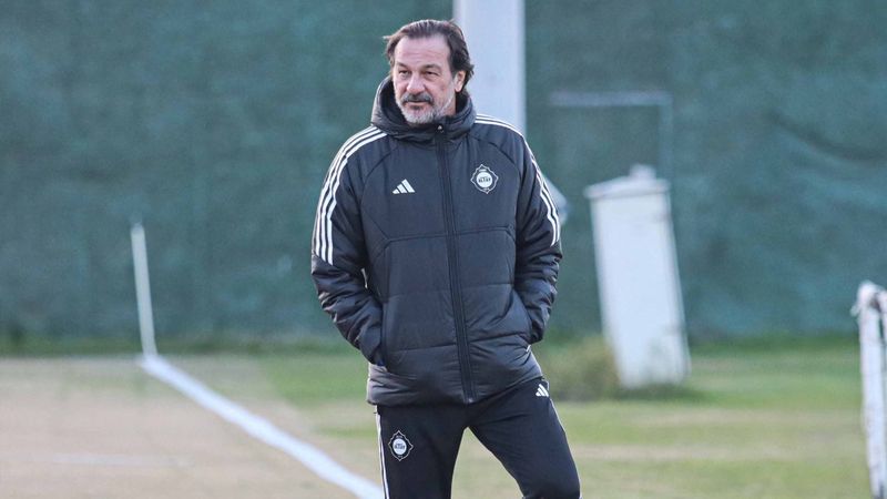 Altay teknik direktörü Yusuf Şimşek, görevinden istifa etti