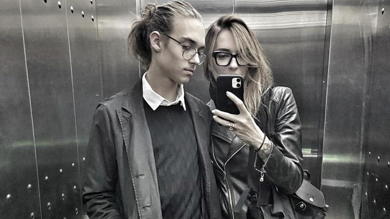 Sema Şimşek ile Burak Hakkı'nın oğlu Rüzgar 16'ncı yaşına girdi